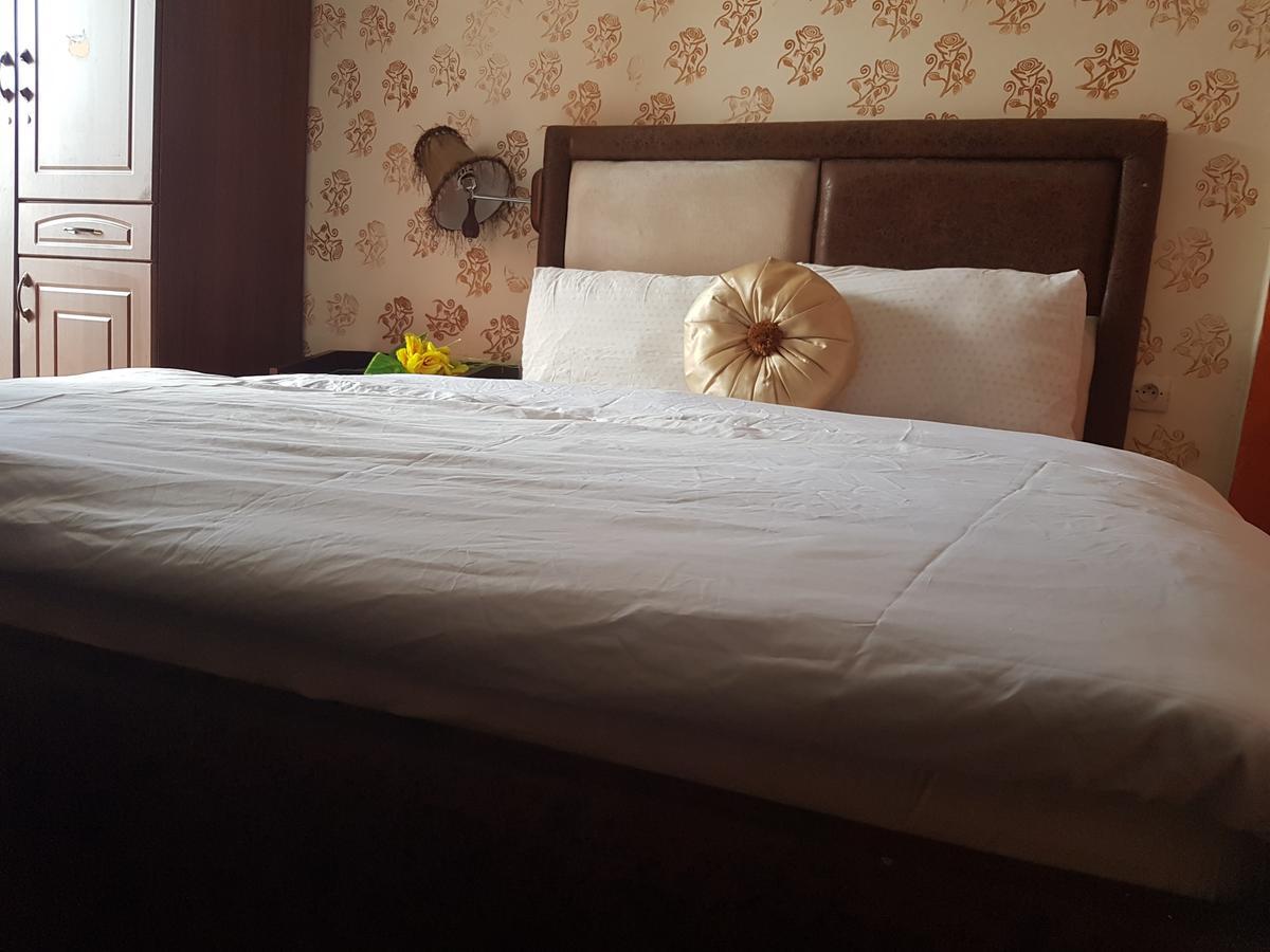 Novo Hotel Brazzaville Eksteriør billede