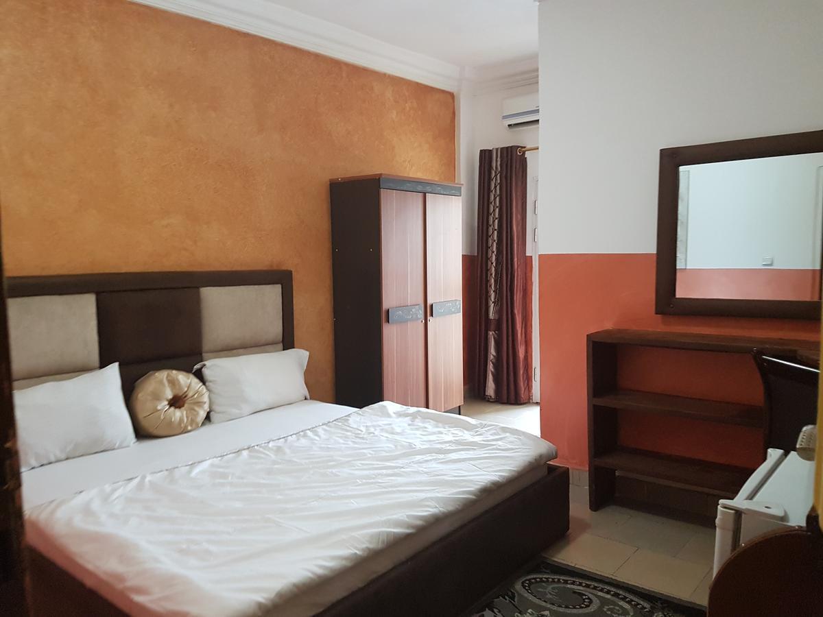 Novo Hotel Brazzaville Eksteriør billede